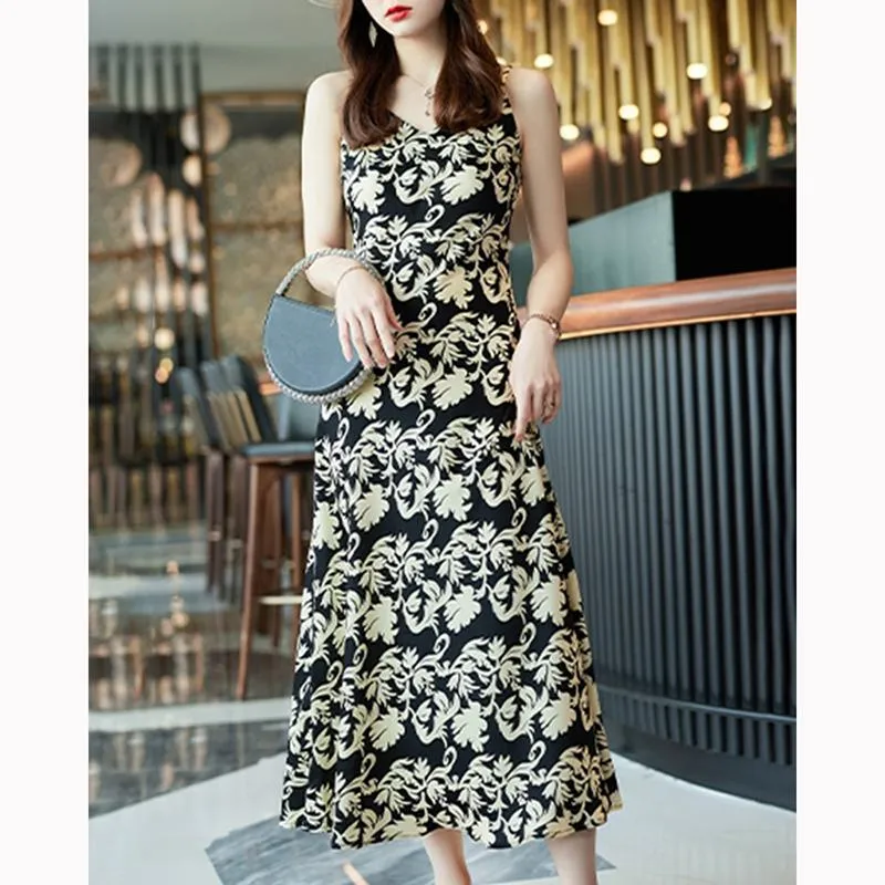 Cami Chic Floral Print Versatile Dress