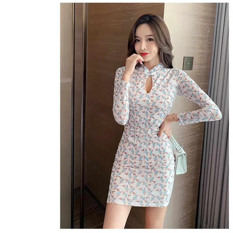 Improved Patchwork Hip-Hugging Floral Pattern Mesh Dress