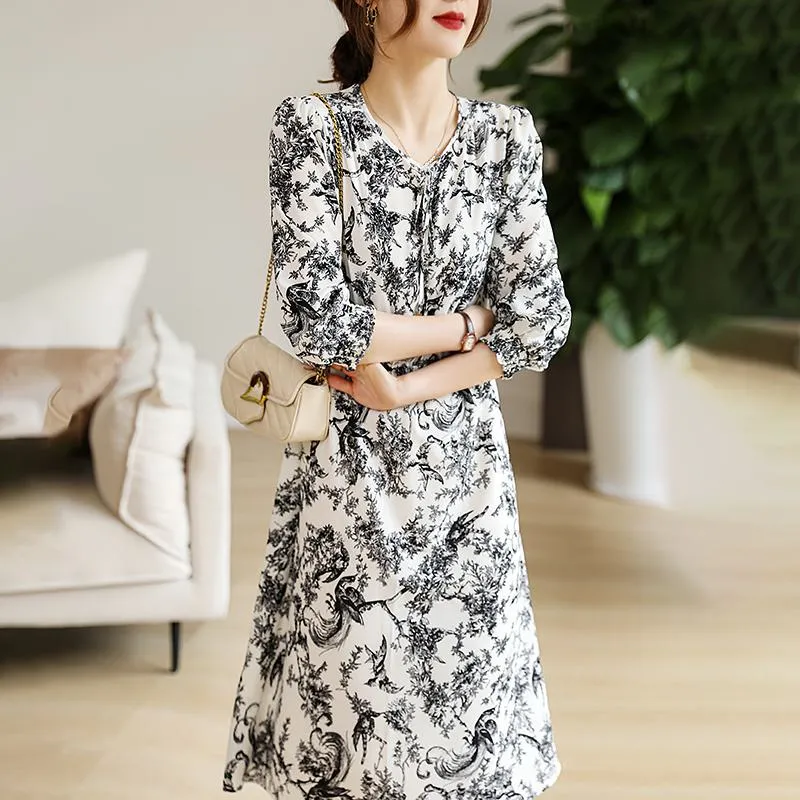 Ink Painting Floral Print Chic V-Neck Dress