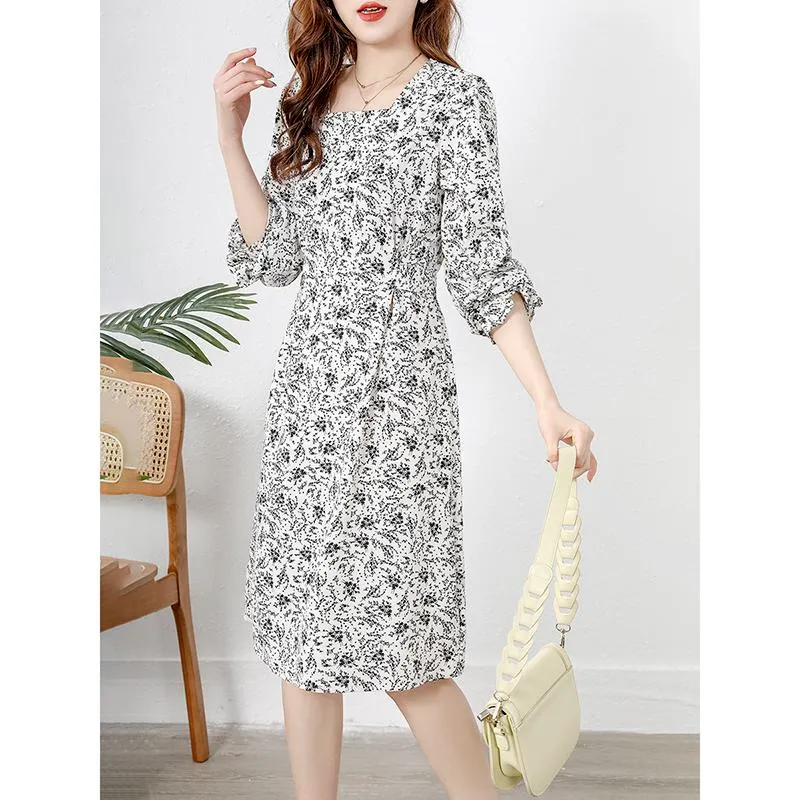 Print Midi Slimming Dress