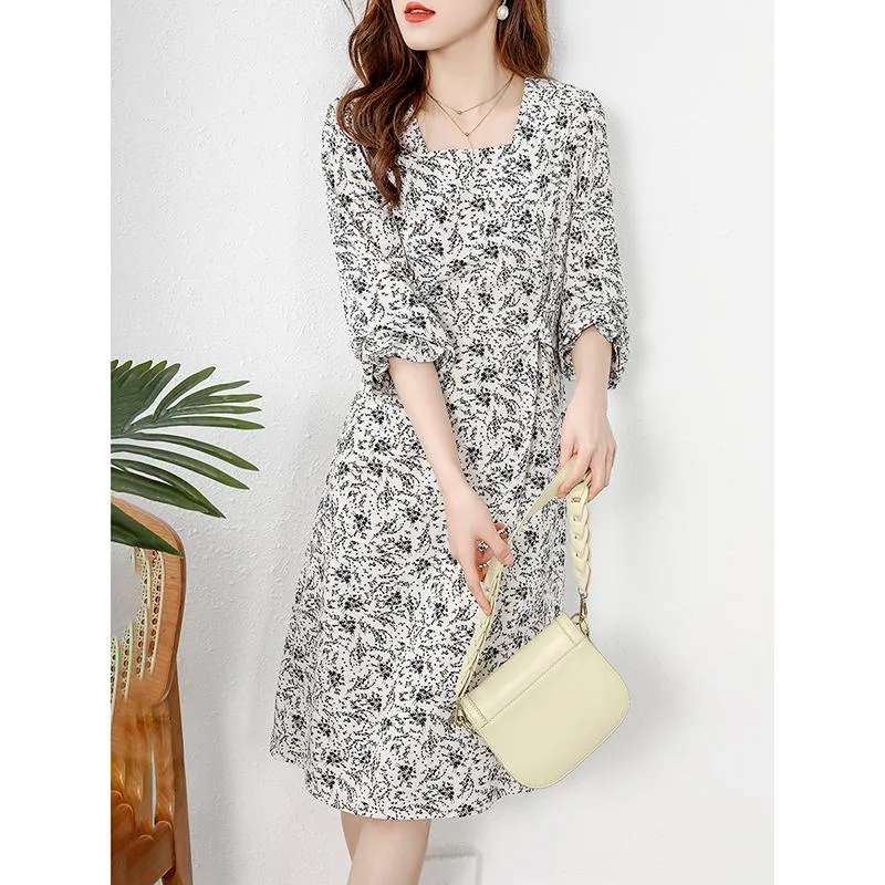 Print Midi Slimming Dress