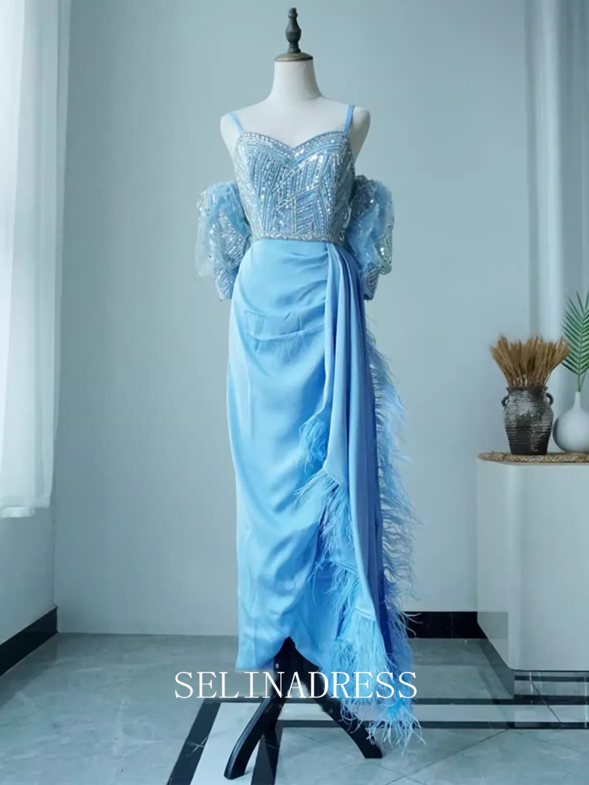 Sheath/Column Blue Beaded luxury Prom Dress With Detachable Sleeve Dubai Evening Formal Gown EWR103