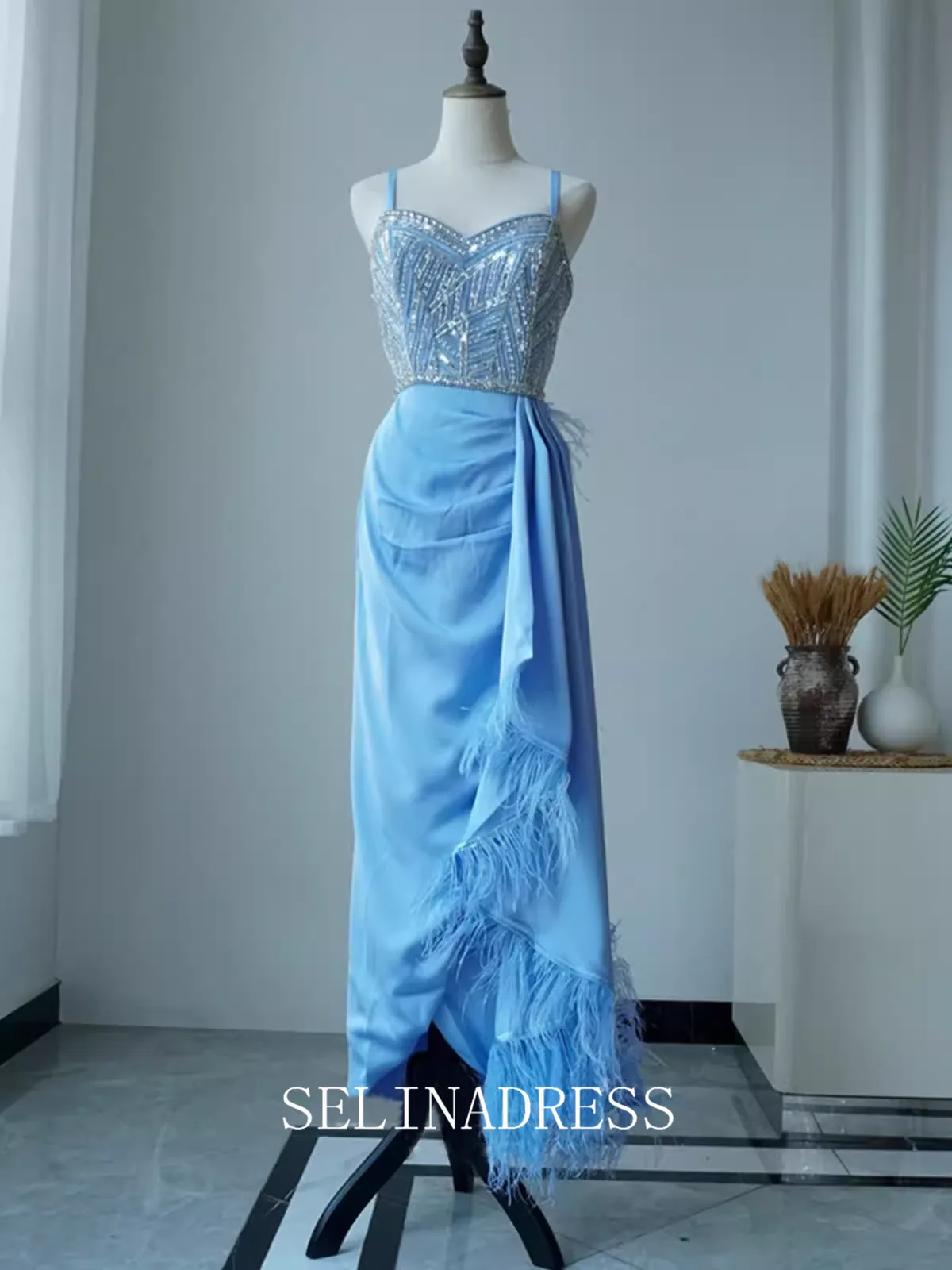 Sheath/Column Blue Beaded luxury Prom Dress With Detachable Sleeve Dubai Evening Formal Gown EWR103