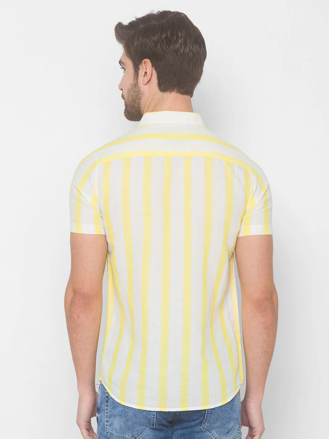 Spykar Men Pastel Yellow Cotton Slim Fit Shirt