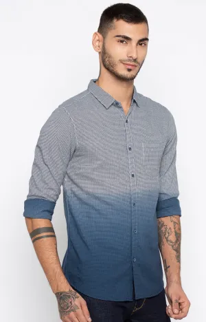 Spykar Men White & Navy Slim Fit Casual Shirt